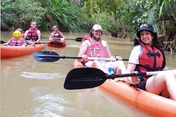 2-hour-kayak-tour-in-quepos