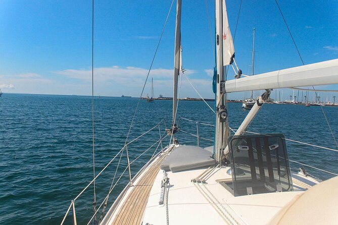 2-hours-private-sailing-experience-in-cascais