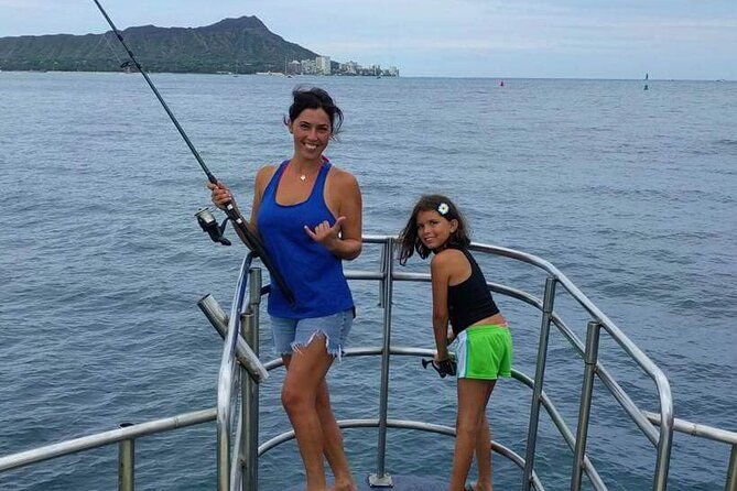 3-hour-honolulu-bottom-fishing-adventure