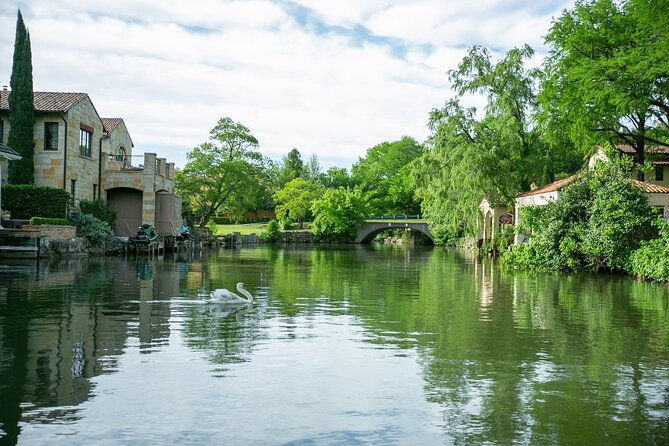 3-hour-private-boat-charter-on-lake-austin-for-up-to-12-people