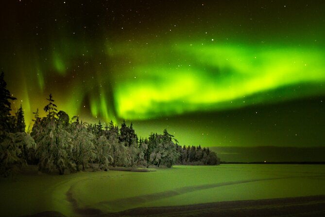 3-hour-snowmobile-safari-to-search-northern-lights-in-levi