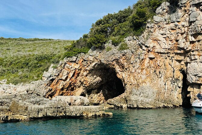 3-hours-private-blue-cave-adventure