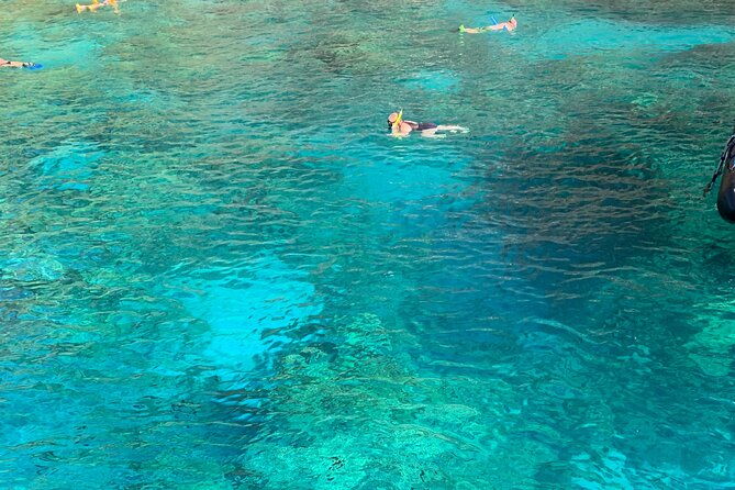 4-hour-private-charter-adventures-in-kona-coast