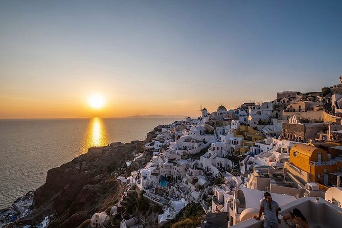 4-hours-private-sightseeing-tour-in-santorini
