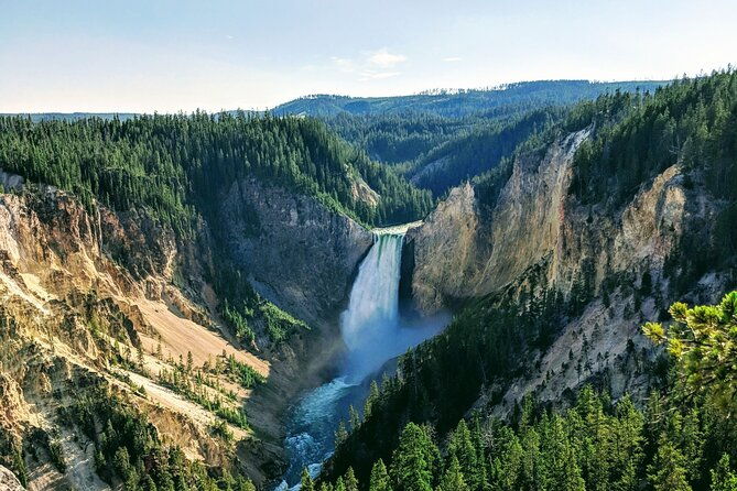 5-person-full-day-private-yellowstone-tour-picnic-binoculars-scope-huge-van