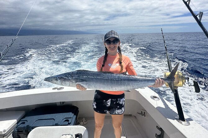 6-hour-private-fishing-charter-kona-hawaii-2