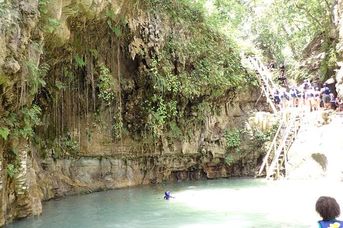 7-damajagua-waterfalls