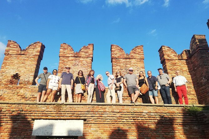 a-charming-verona-small-group-stress-free-city-tour-with-a-local-guide