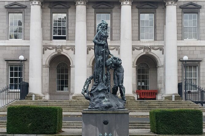 a-self-guided-walking-tour-of-dublins-docklands