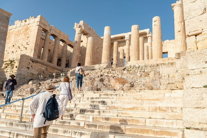 acropolis-plaka-neighbourhood-private-tour-with-licensed-expert