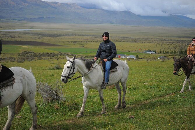 adventure-horseback-riding-on-cerro-frias