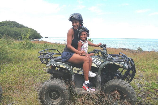 adventures-of-roatan-atv-pineapple-beach-break