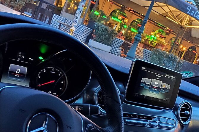 airport-private-transfer-schiphol-airport-%e2%86%94-amsterdam-city