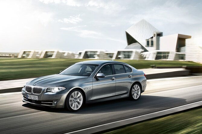 airport-transfers-chauffeur-car-limo-services-of-melbourne