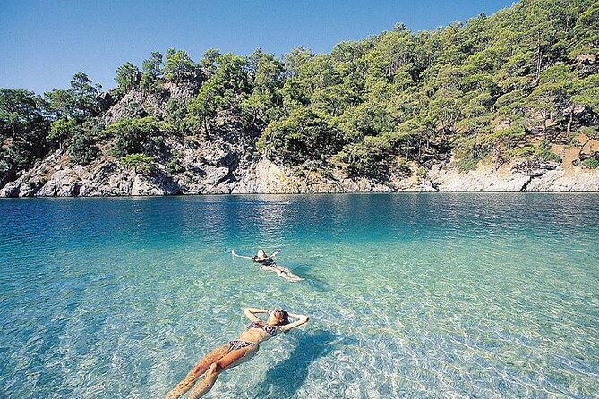 alanya-luxury-pirate-boat-tour-with-foam-party-2