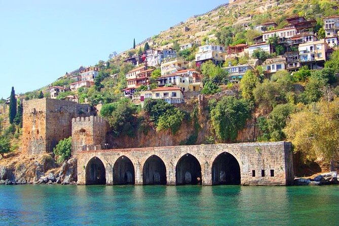 alanya-pirate-boat-tour-with-lunch-soft-drinks-transfer