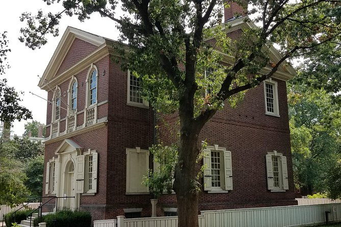 alexander-hamilton-private-group-walking-tour-in-philadelphia