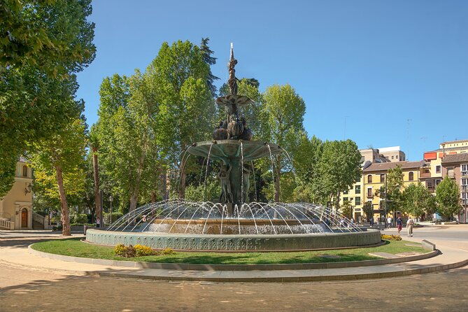 alhambra-and-albaicin-private-day-trip-from-malaga