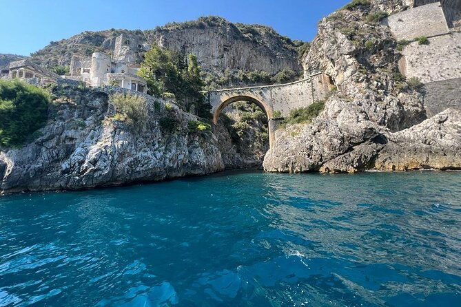 amalfi-coast-all-inclusive-private-boat-tour-2