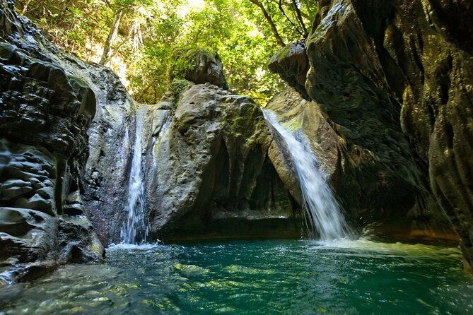amber-cove-and-taino-bay-cruise-ship-waterfalls-of-damajagua
