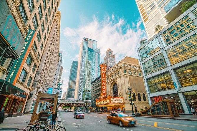 arrival-private-transfer-ohare-airport-ord-to-chicago-in-business-car