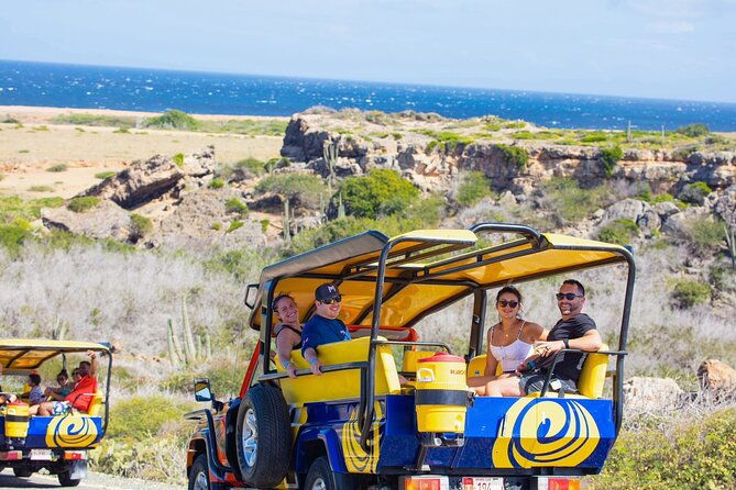 aruba-natural-pool-and-indian-cave-rugged-jeep-safari