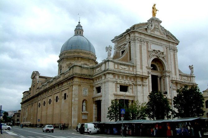 assisi-full-day-tour-including-st-francis-basilica-and-porziuncola-2