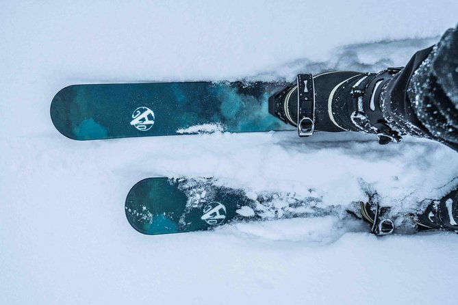 backcountry-skiing-adventure-2