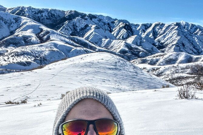 backcountry-snowshoeing-in-pristine-utah-mountains