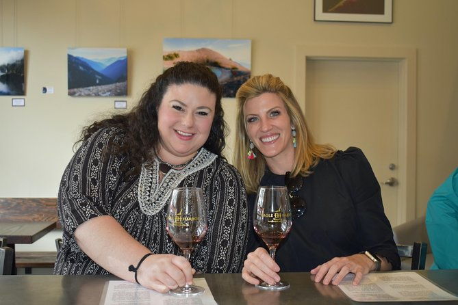 bainbridge-island-troll-treasures-wine-wonders
