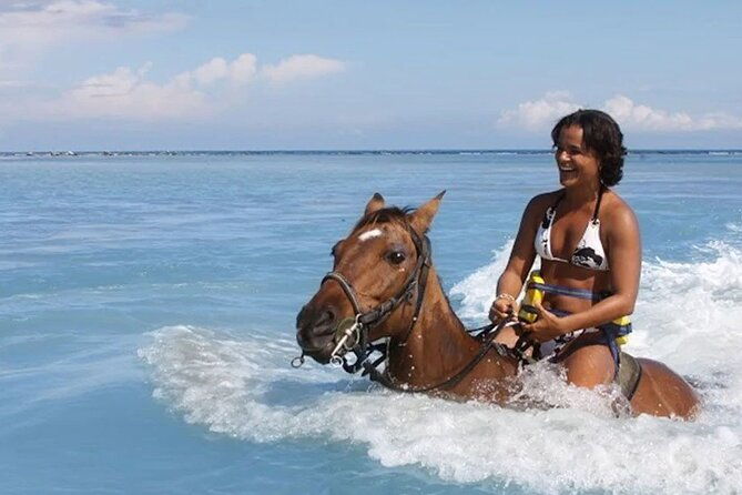 bamboo-rafting-and-horseback