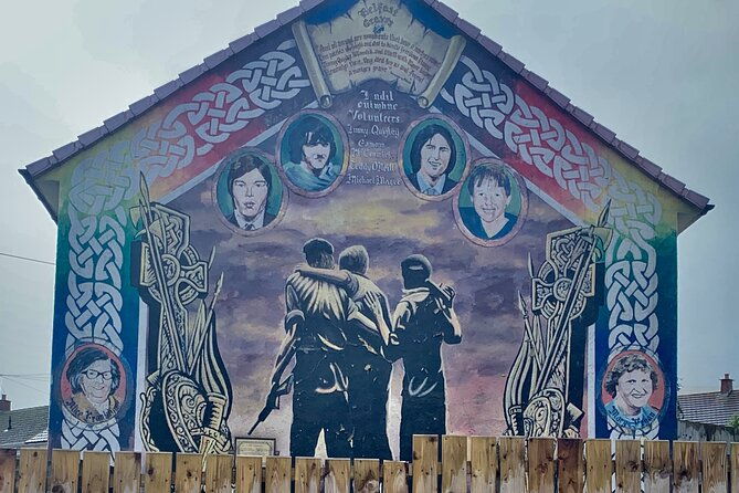 belfast-the-troubles-cab-tour-adventure-2hrs-personal-guide