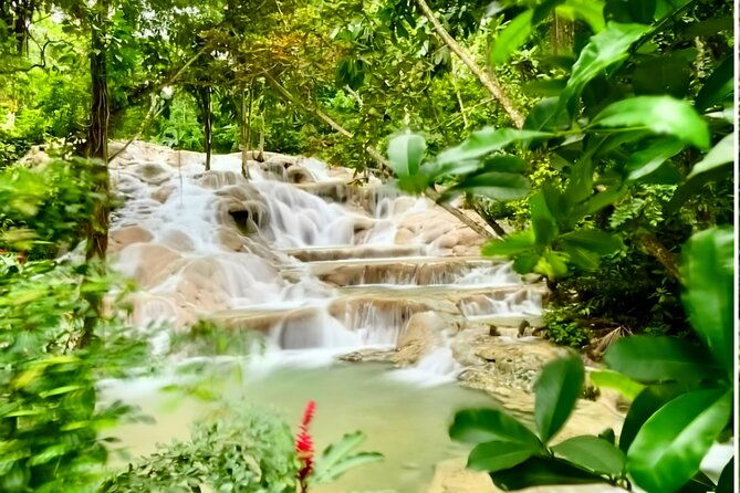 best-combo-dunns-river-horseback-ride-and-rafting-in-ocho-rios