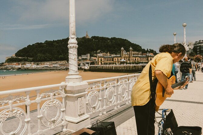bilbao-gaztelugatxe-bermeo-mundaka-and-gernika-with-txakoli