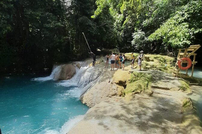 blue-hole-and-beach-from-cruise-ship-ports-or-hotels-in-ocho-rios
