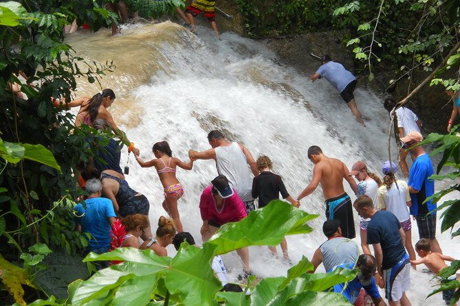 blue-hole-and-dunns-river-falls-from-falmouth