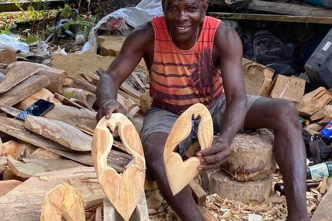 blue-hole-and-dunns-river-falls-with-french-tour-guide
