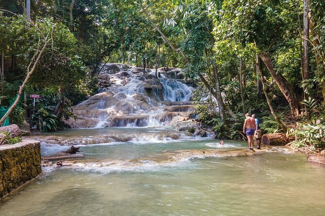 blue-hole-secret-fall-dunns-river-falls-half-day-tour-combo