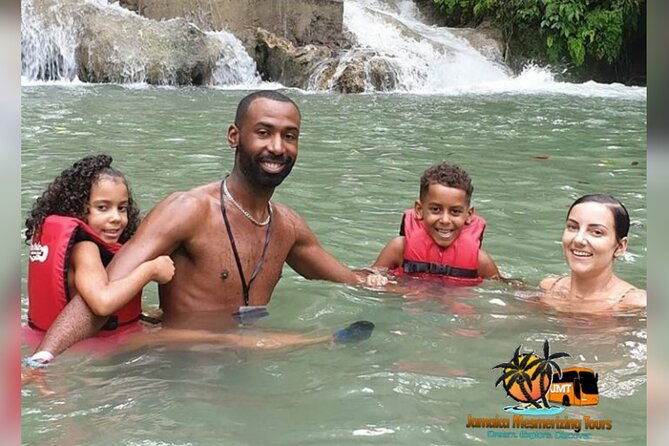 blue-hole-secret-falls-and-bamboo-rafting-private-tour