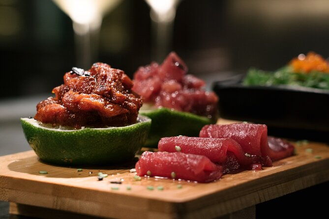 bluefin-tuna-tasting-in-the-most-prestigious-market-of-spain