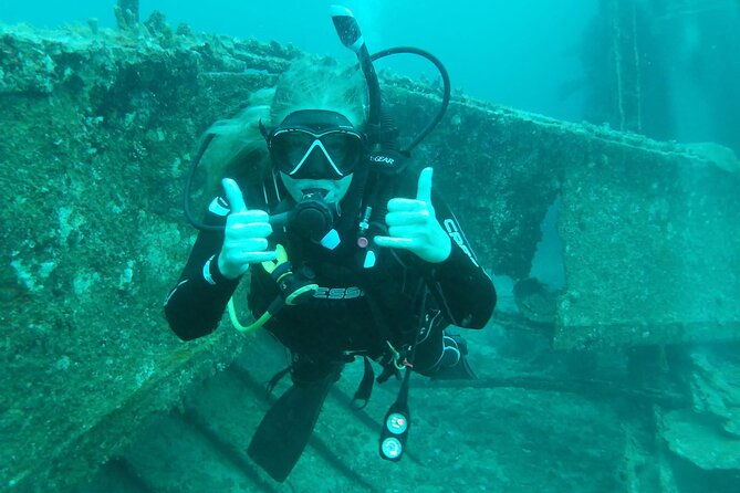 boat-dive-shipwreck-airplanes-reef-2-tanks