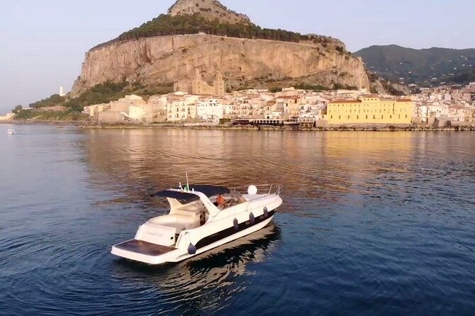 boat-excursion-on-the-west-coast-of-cefalu
