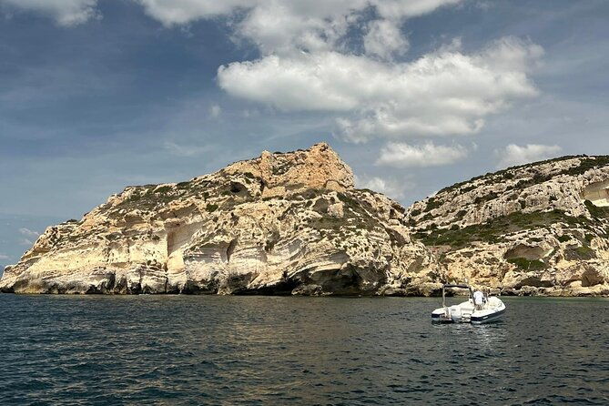 boat-tour-to-the-devils-saddle-snorkeling-drinks-and-lots-of-sun-2