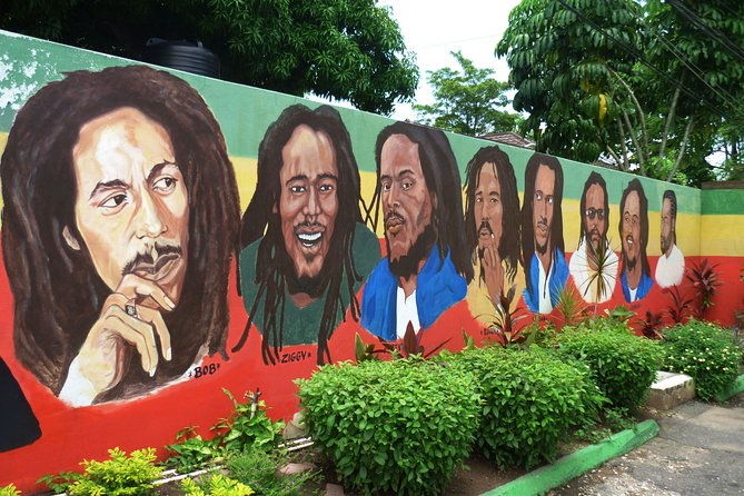 bob-marley-museum-plus-devon-house-private-day-tour