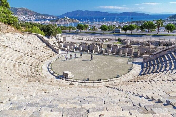 bodrum-fullday-private-tour-with-licenced-guide-dlx-van-3