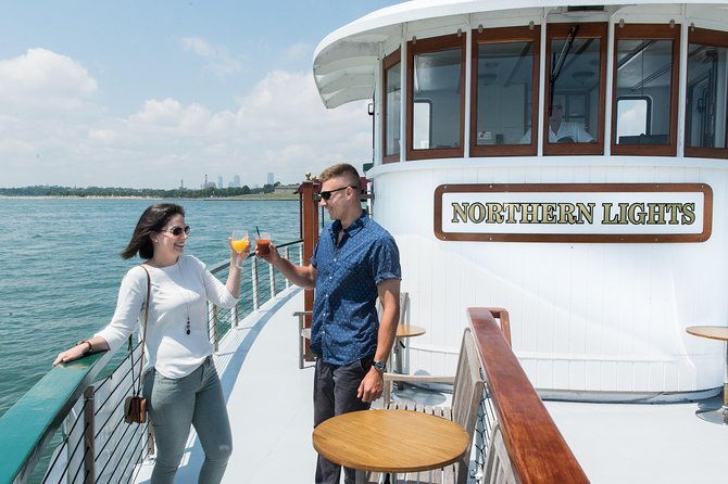 boston-harbor-sightseeing-cruise