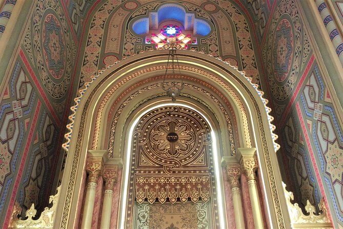 bucharest-jewish-heritage-private-walking-tour-2