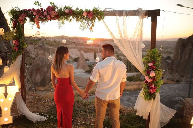 cappadocia-proposalsunrise-balloon-or-fairy-chimneys-at-sunset