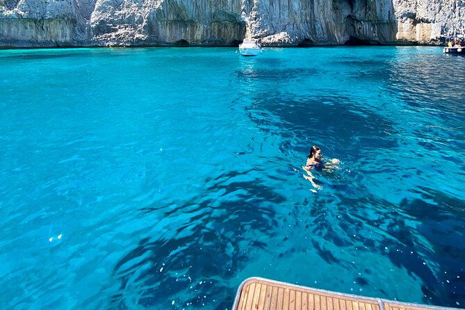 capri-boat-excursion
