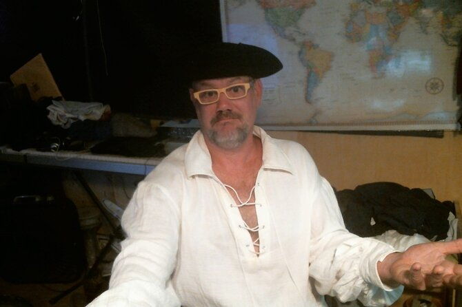 captain-stoners-haunted-dive-bar-crawl-in-historic-savannah